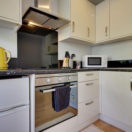 Turay Court Holiday Apartments Bournemouth Ngoại thất bức ảnh