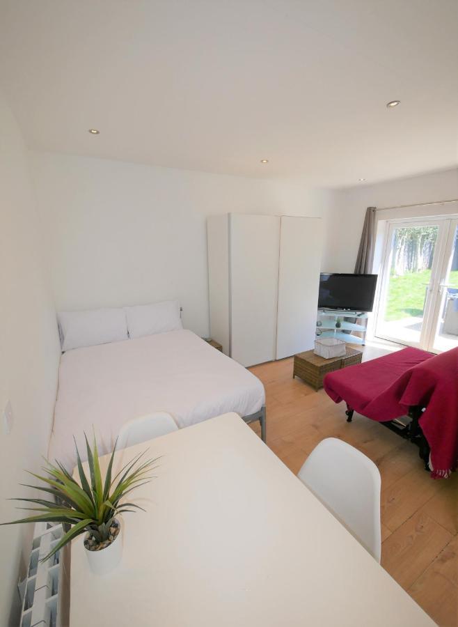 Turay Court Holiday Apartments Bournemouth Ngoại thất bức ảnh