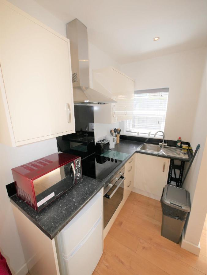 Turay Court Holiday Apartments Bournemouth Ngoại thất bức ảnh