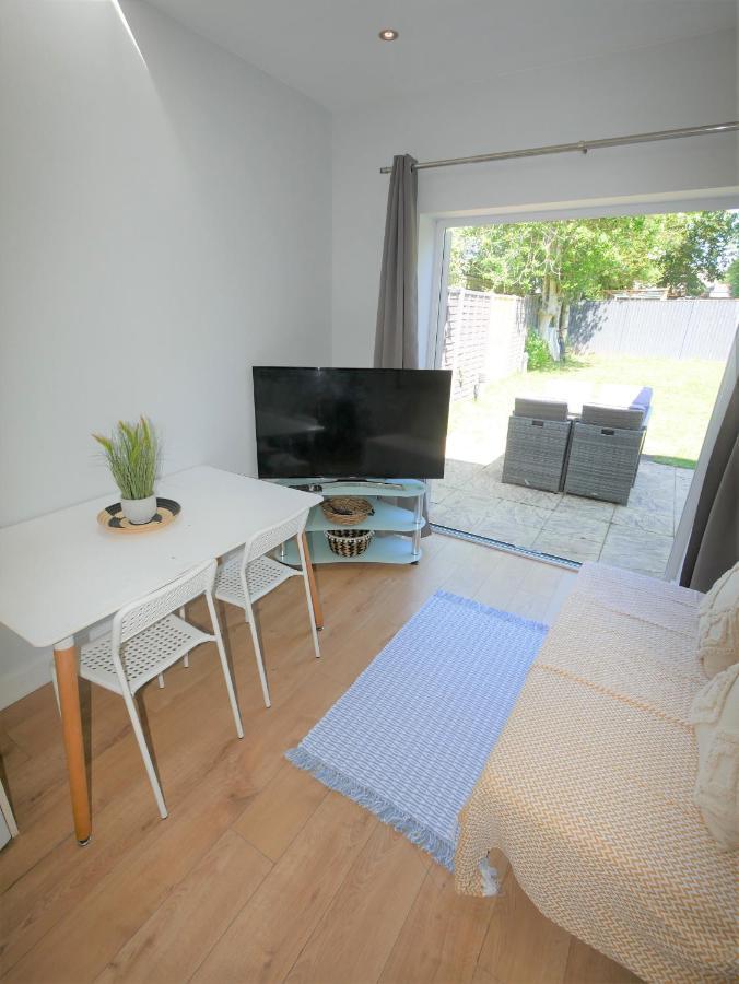 Turay Court Holiday Apartments Bournemouth Ngoại thất bức ảnh