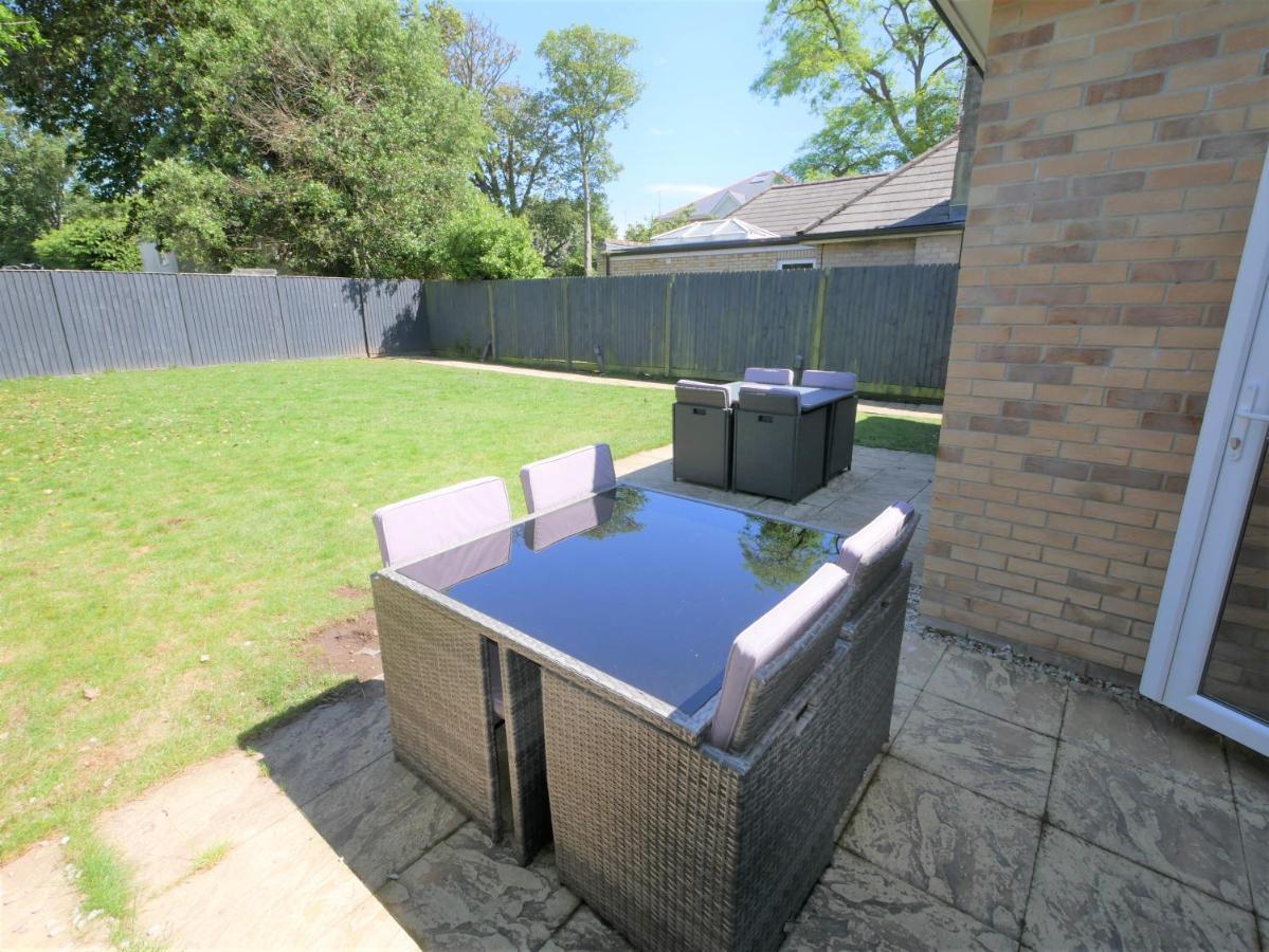 Turay Court Holiday Apartments Bournemouth Ngoại thất bức ảnh