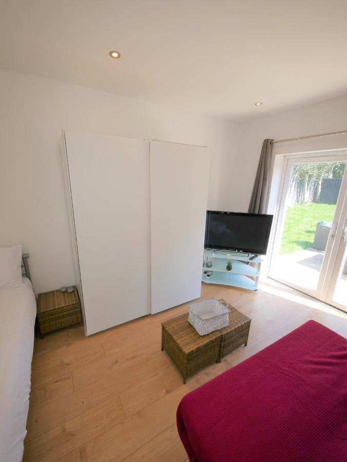 Turay Court Holiday Apartments Bournemouth Ngoại thất bức ảnh