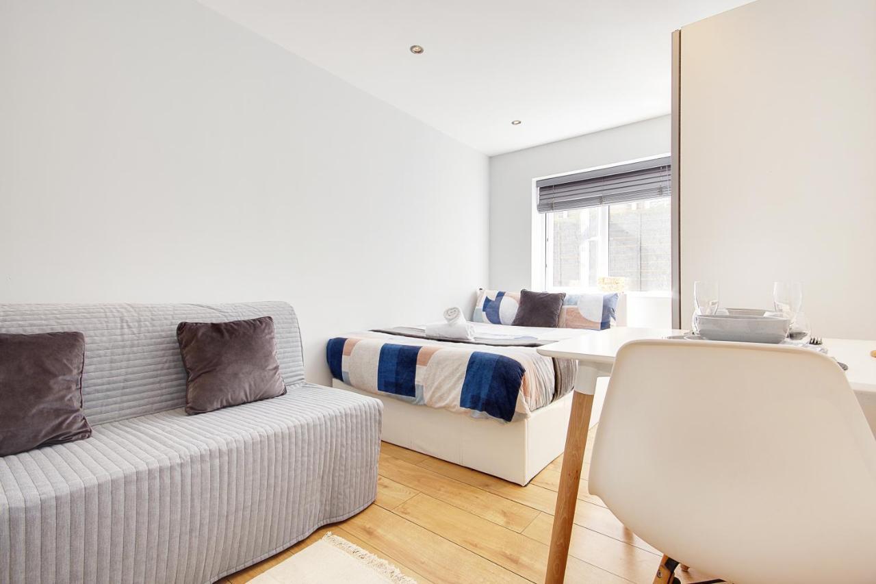 Turay Court Holiday Apartments Bournemouth Ngoại thất bức ảnh