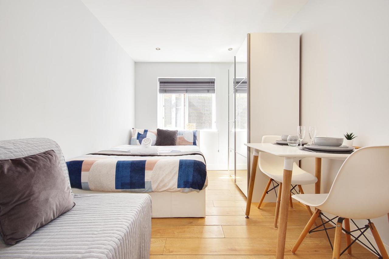 Turay Court Holiday Apartments Bournemouth Ngoại thất bức ảnh