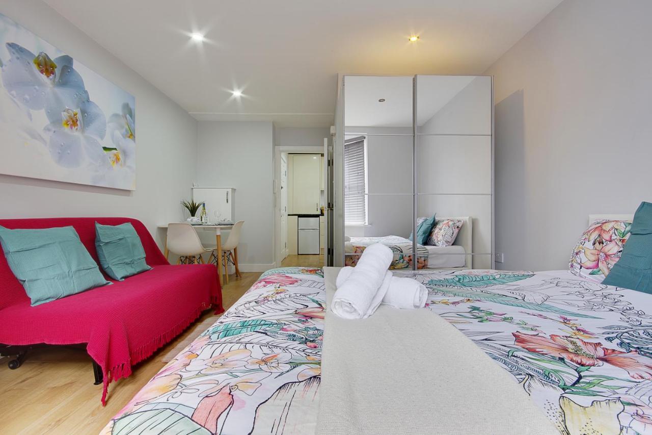Turay Court Holiday Apartments Bournemouth Ngoại thất bức ảnh