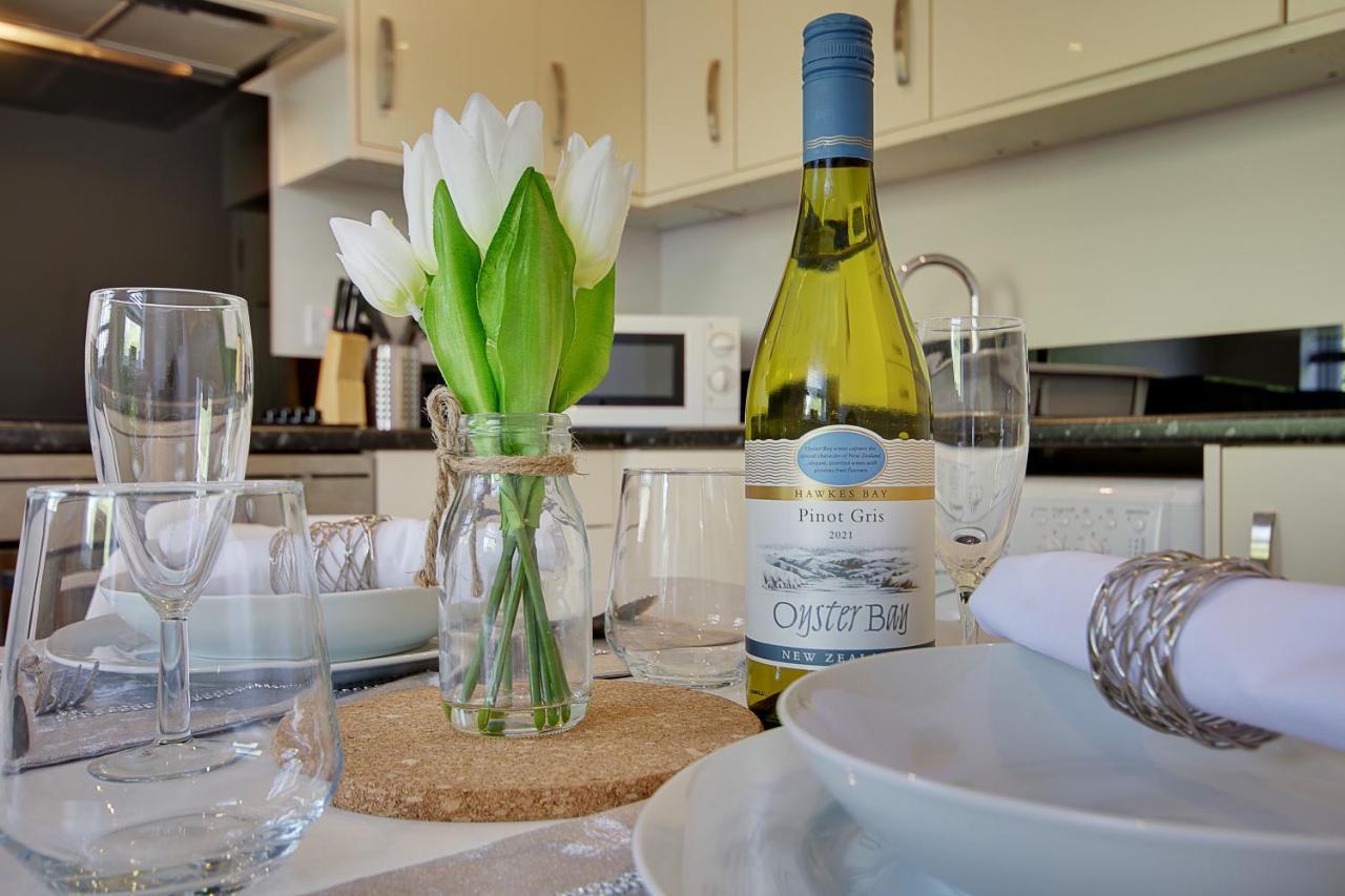 Turay Court Holiday Apartments Bournemouth Ngoại thất bức ảnh