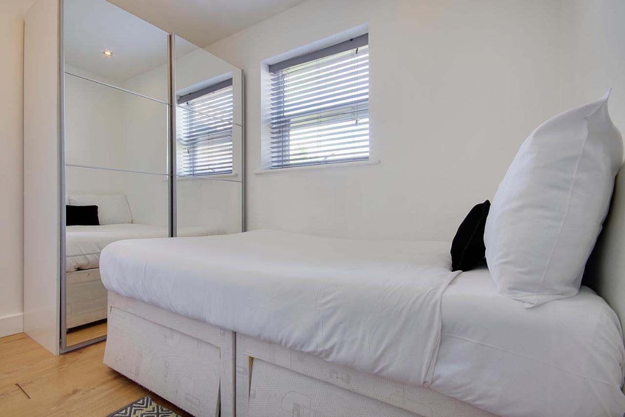 Turay Court Holiday Apartments Bournemouth Ngoại thất bức ảnh