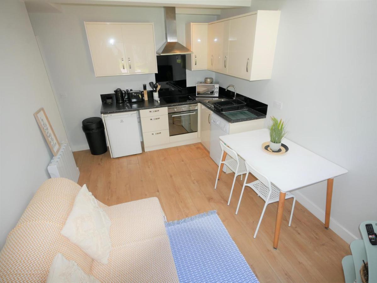 Turay Court Holiday Apartments Bournemouth Ngoại thất bức ảnh